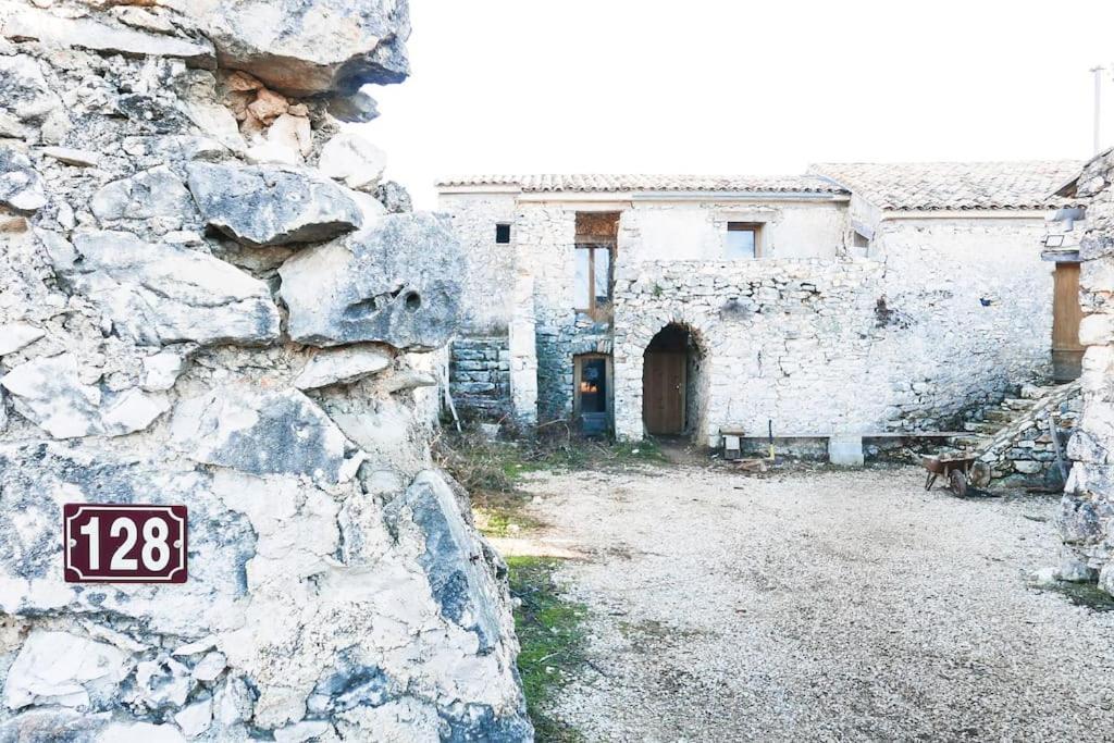 Jas Provencal Pour 6 Personnes A 2Mn De La Grange De Javon Villa Monieux Eksteriør billede